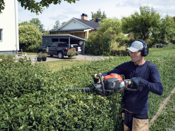 HUSQVARNA 322HD60 - Image 2