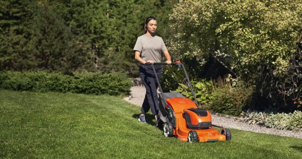 HUSQVARNA LC 247i - Image 2
