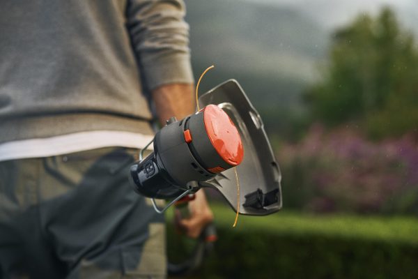 Husqvarna Aspire™ Trimmer 18V Without Battery and Charger - Image 4