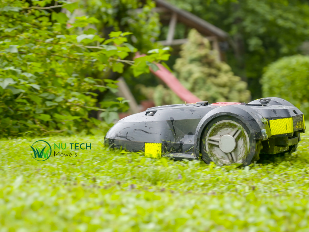 automower, headge trimmer, husqvarna mower, lawn mower, push mower, ride on mower 